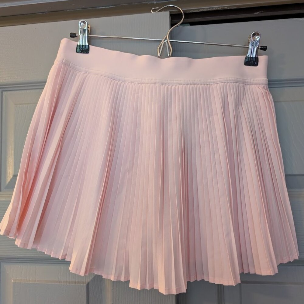** SOLD ** lululemon Strawberry Milkshake Varsity Tennis skirt size 8